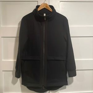 Lululemon Zip Up Size 8 Like New